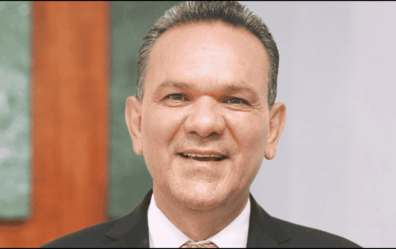 Torres Félix y la diputada Elizabet Montoya fueron atacados a balazos al salir del Congreso de Sinaloa. ESPECIAL