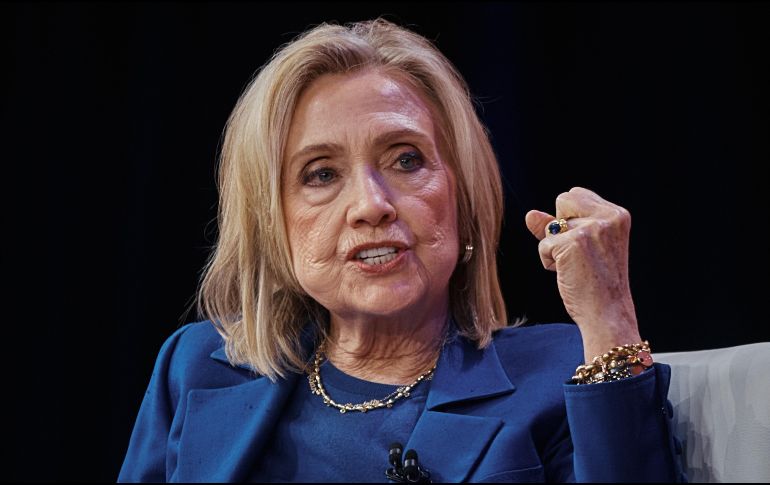 La exsecretaria de Estado aseguró no tener vínculo alguno con el delincuente sexual. AP/ARCHIVO