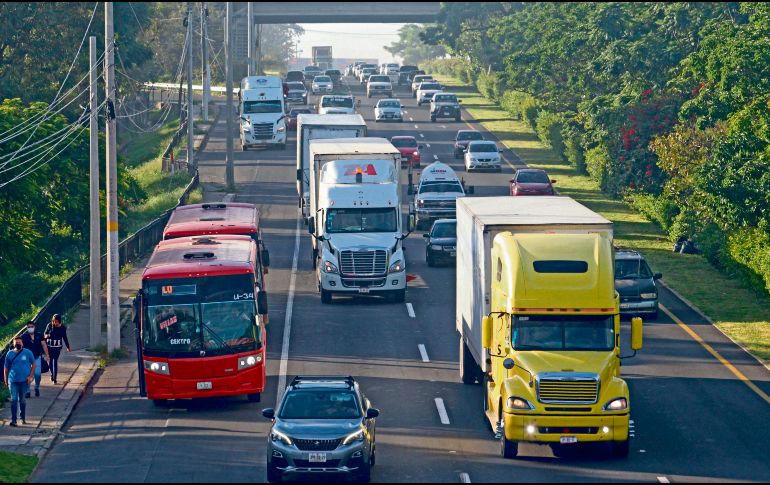 En la Red de Carreteras de Occidente se reforzó la vigilancia para garantizar la seguridad y restablecer la circulación. EL INFORMADOR/Archivo