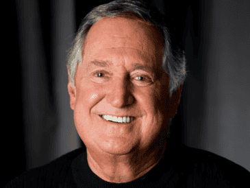 durante su trayectoria, Sedaka colaboró con agrupaciones de su mismo Brooklyn, como The Tokens, conocidos por el éxito “The Lion Sleeps Tonight”. ESPECIAL