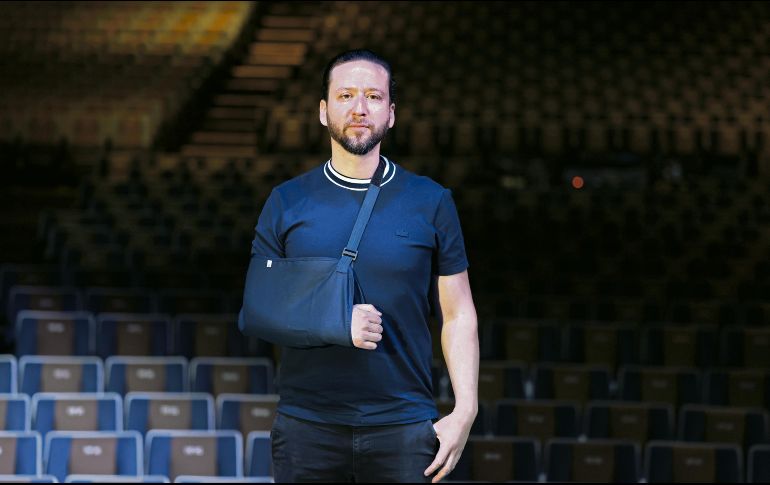 El director General del Teatro Galerías posa desde el interior del recinto. EL INFORMADOR/ A. Navarro
