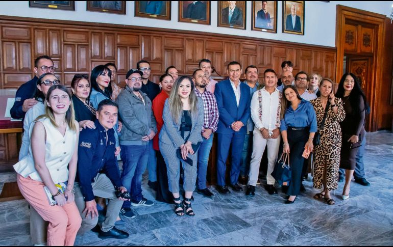 Burócratas estatales recibirán hasta 6% de incremento salarial retroactivo a enero de 2026. ESPECIAL