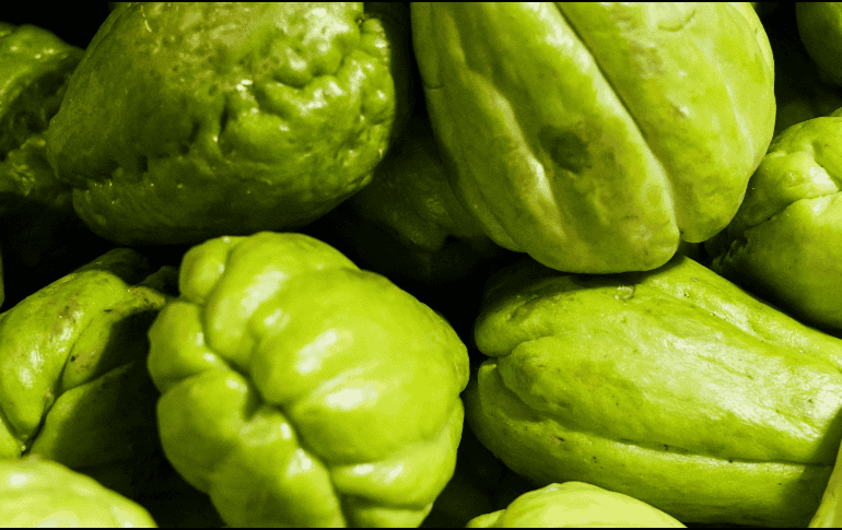 El chayote es una verdura con alto contenido de agua y muy pocas calorías. ESPECIAL