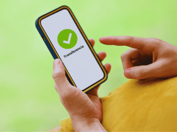 Cada depósito que recibes y que no tenga un registro contable o, en su defecto, no se haya registrado el respectivo pago de impuesto sobre ese recurso, podría ser considerado por el SAT como un ingreso no declarado y, por lo tanto, objeto de revisión. ESPECIAL / CANVA