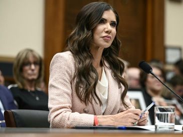 Kristi Noem, ahora exsecretaria de Seguridad Nacional de Estados Unidos. AFP / B. Smialowski