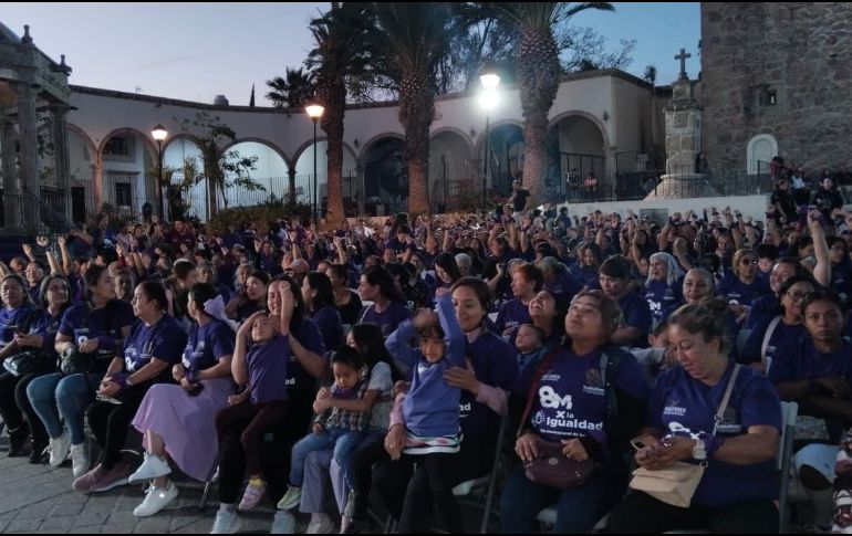 Durante la jornada se habilitaron módulos de atención con servicios gratuitos de asesoría jurídica, atención psicológica, trabajo social y canalización a redes de apoyo para mujeres que enfrentan violencia de género. CORTESÍA