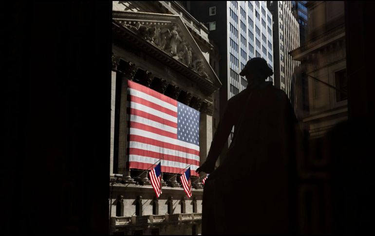 Wall Street cerró este miércoles en terreno mixto mientras los inversores monitorean la guerra de EU e Israel contra Irán, la respuesta del país persa y sus efectos en los precios del petróleo. EFE / ARCHIVO