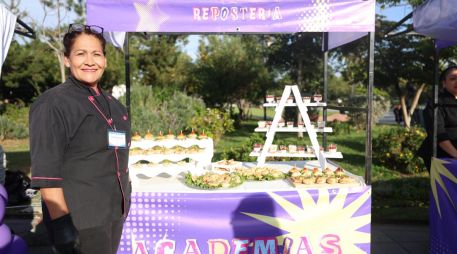 Durante la feria se presentaron testimonios de personas que han aprovechado estos cursos para poder emprender y ser económicamente autosuficientes o incluso para sentirse personas productivas. FACEBOOK / GOBIERNO DE ZAPOPAN