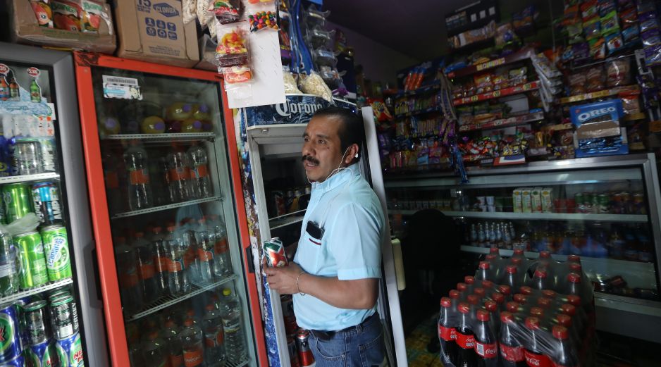 Muchas de estas tiendas aún presentan rezagos tecnológicos. EFE/S. Gutiérrez