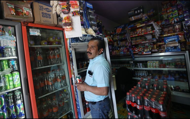 Muchas de estas tiendas aún presentan rezagos tecnológicos. EFE/S. Gutiérrez