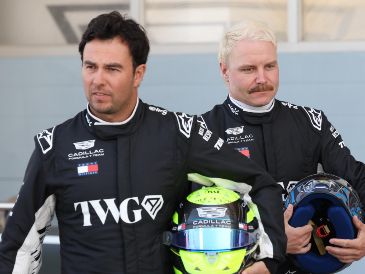 Tanto Checo como Bottas han tenido problemas con el funcionamiento de los autos de Cadillac. AFP/A. Haider