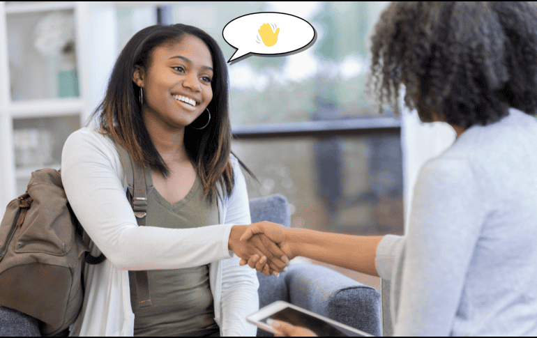 De acuerdo con la Real Academia Española (RAE), la forma más común y recomendada dentro del español estándar es 