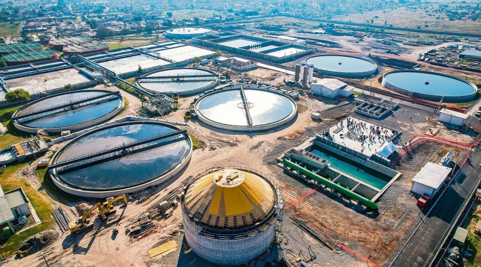 Las Plantas de Tratamiento de Aguas Residuales Agua Prieta y El Ahogado (en la imagen) operan por debajo de su capacidad, lo que limita el saneamiento del río Santiago.  EL INFORMADOR/A. Navarro