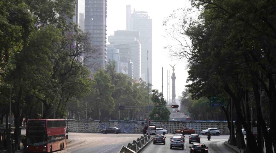 Los conductores de la ZMVM saben que si incumplen con el programa Hoy No Circula, pueden recibir una sanción económica o multa de 20 a 30 UMAs, equivalente aproximadamente a 2 mil 250 y hasta 3 mil 500 pesos en 2026. SUN / ARCHIVO