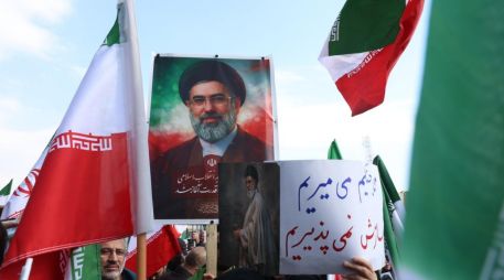 Putin felicitó a Mojtaba Jamenei, hijo del fallecido ayatolá Alí Jamenei, por su nombramiento como líder supremo de Irán hace una semana. EFE/EPA/A. Taherkenareh