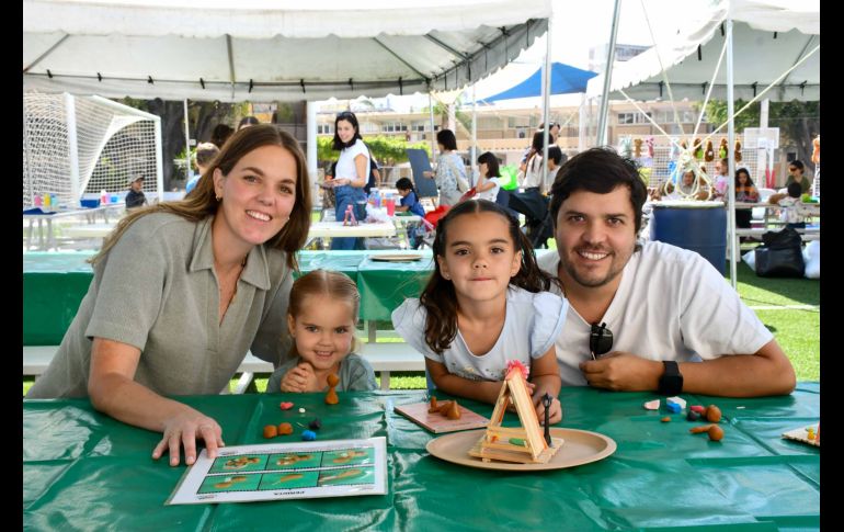 Juliana Merlo, Ana María Merlo, Lía Merlo y Rodrigo Merlo. GENTE BIEN JALISO / M. Rached