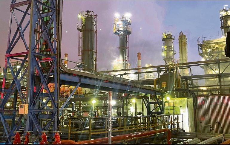 Refinería de Haifa, en el norte de Israel, donde se registraron daños tras el reciente ataque con misiles en medio de la escalada regional. AFP