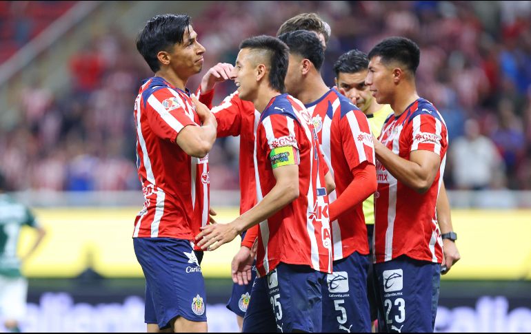 Chivas expondrá su reciente regreso a la cima de la tabla general del Clausura 2026 frente a Monterrey que llega debilitado. IMAGO7