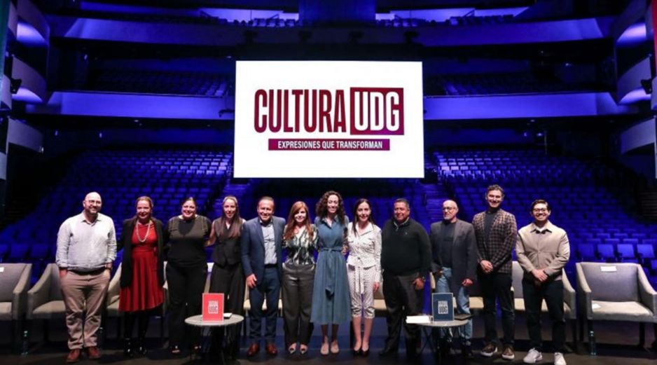 Desde el escenario del Teatro Diana, la Universidad de Guadalajara dio a conocer esta renovación bajo el lema “Expresiones que transforman”, una propuesta que busca hacer más visible y comprensible el amplio ecosistema cultural universitario. CORTESÍA