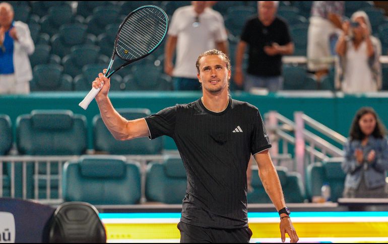Alexander Zverev disputará su semifinal 25 en este tipo de torneos ante Jannik Sinner. EFE/ A. Boal.