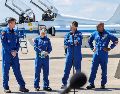 Los astronautas coincidieron en que los retrasos en las misiones han reforzado su preparación. EFE/C. Herrera