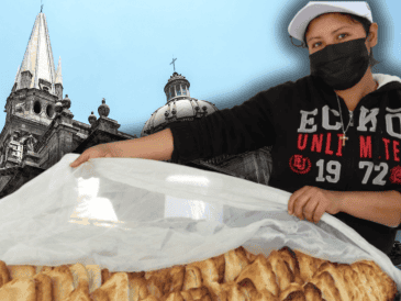 Se aprobó la instalación de 258 espacios dedicados exclusivamente a la venta de empanadas y diversos artículos religiosos en el Centro de Guadalajara. EL INFORMADOR/ARCHIVO ESPECIAL/Gobierno de Guadalajara