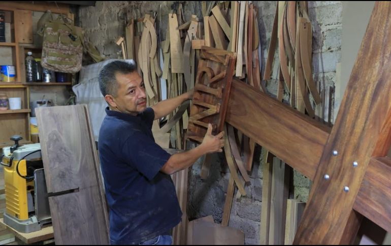Miguel Iván, quien desde 2015 participa en la Judea, asegura que portar esta cruz representa un momento de profunda satisfacción personal y espiritual. CORTESÍA