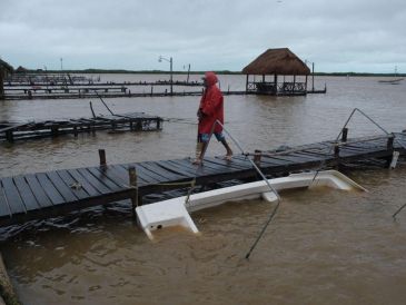 El Gobierno Federal absolvió a Pemex del derrame en el Golfo, pero eso no detuvo las críticas. EFE/ARCHIVO