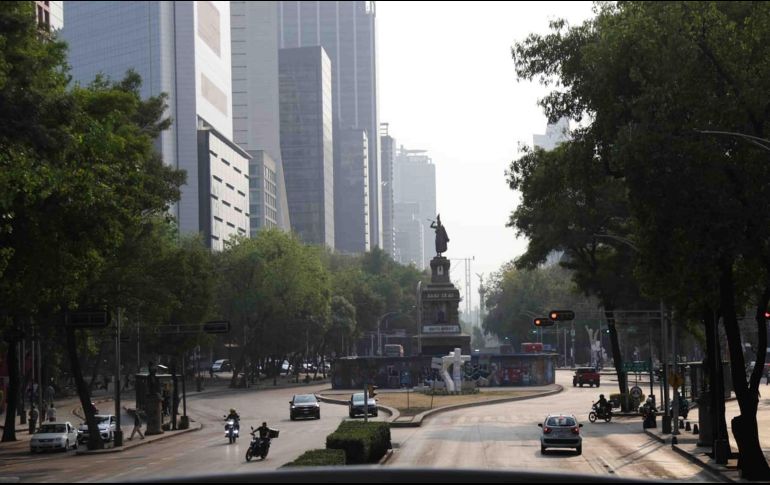 El programa Hoy No Circula se aplica de las 5:00 a las 22:00 horas en todas las alcaldías de la Ciudad de México y en tres zonas conurbadas del Estado de México. SUN/C. Mejía