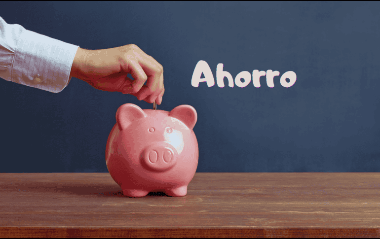 Tanto el ahorro como la inversión es la manera que muchas personas eligen para cambiar de carro, adquirir una vivienda o planear sus próximas vacaciones. ESPECIAL / CANVA