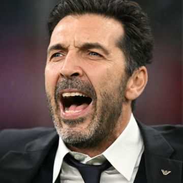 El jefe de delegación de la Selección de Italia, el histórico portero Gianluigi Buffon, renunció a su cargo. AFP / ARCHIVO