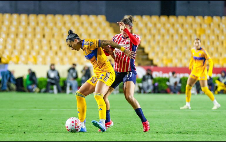 El empate deja a Chivas con 32 puntos en la quinta posición de la tabla, aunque con sensaciones encontradas tras dejar ir una ventaja clara. IMAGO7.