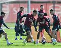 La trayectoria del Arsenal en esta temporada de Champions League, a pesar de atravesar su momento más irregular en cuanto a resultados y sensaciones, los coloca como ligeros favoritos. AFP/ G. KIRK.
