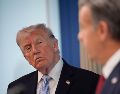Trump enfrenta una ola de críticas por advertir la posible destrucción total de Irán. EFE/Y. Gripas