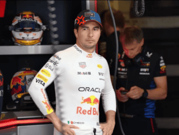 En una entrevista reciente para un reconocido podcast, el directivo estadounidense señaló sin tapujos que tanto Checo Pérez como su compañero de equipo, el finlandés Valtteri Bottas, lucen "un poco oxidados". EFE/ARCHIVO