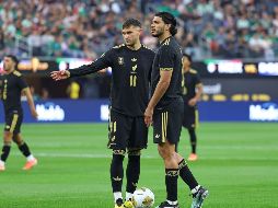 Santiago Giménez y Raúl Jiménez se perfilan para ser los delanteros titulares de México en el Mundial 2026; después de ellos, Armando González y Germán Berterame se disputan un lugar. IMAGO7/D. Vega