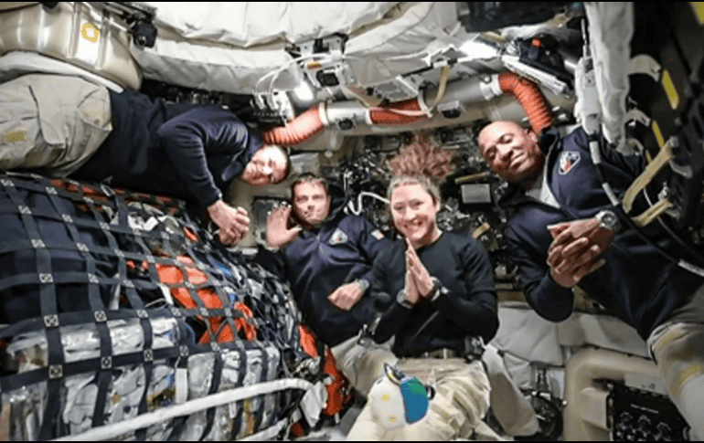 El verdadero incentivo para figuras como Christina Koch o Victor Glover radica en la posibilidad de abrir un nuevo capítulo para la humanidad.  ESPECIAL/NASA