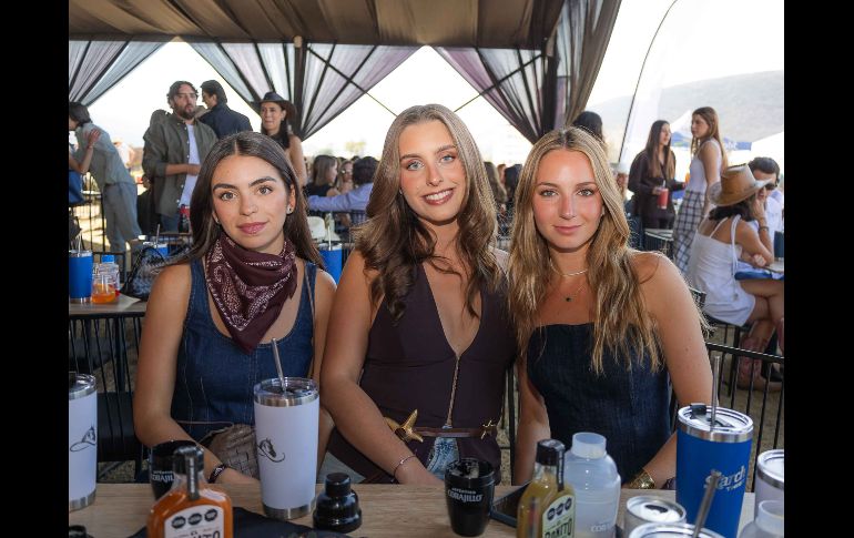 Juliana Heredia, Renata González y Alexa Ramírez. GENTE BIEN JALISCO / Revista del 10 de abril 2026