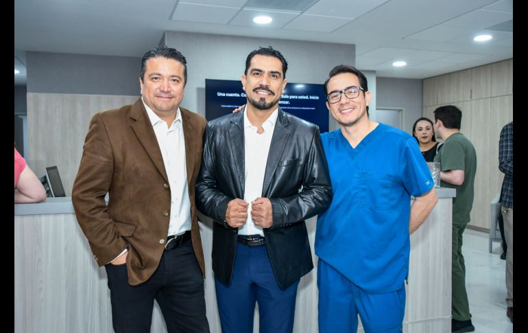 Carlos Martínez, Gustavo Sánchez y Horacio Vlaminck. GENTE BIEN JALISCO / Revista del 10 de abril 2026