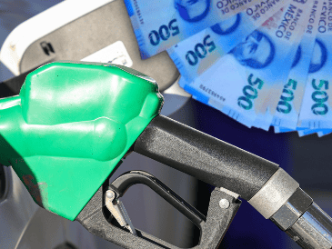 Por tercera semana seguida, la Secretaría de Hacienda continúa aplicando un estímulo fiscal del 100% al IEPS en la gasolina Magna y Premium. EL INFORMADOR/ARCHIVO