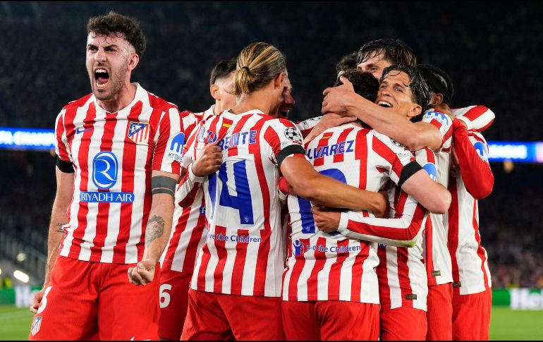 El Atlético tiene la ventaja contra el Barcelona y ahora buscarán sellar el boleto en el Metropolitano. EFE / S. Wu.