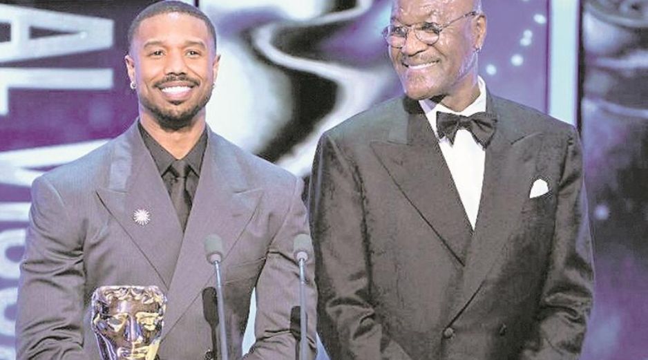 Los actores Michael B. Jordan y Delroy Lindo, fueron víctimas de un insulto racista proferido por un miembro del público, John Davidson. ESPECIAL