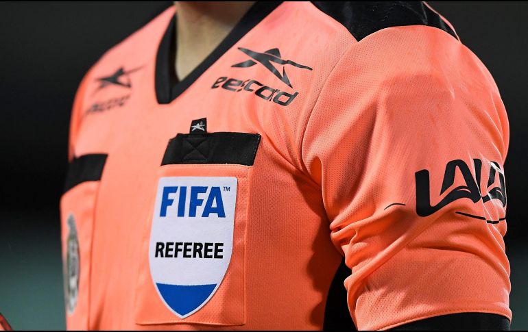 Con 48 selecciones participantes y tres países anfitriones, el equipo arbitral cuenta con 41 silbantes más que en la edición de Qatar 2022, lo que exige una preparación milimétrica. IMAGO7