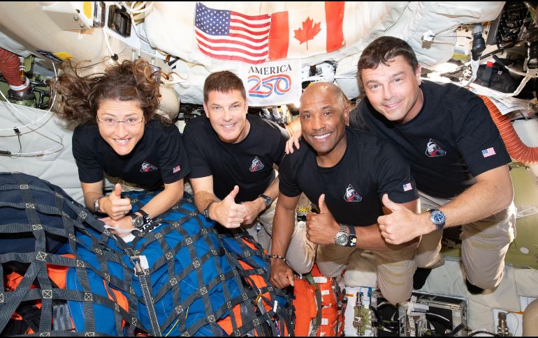 Esta es la primera misión tripulada del programa Artemis de la NASA, que en 2022 lanzó una nave sin astronautas para sobrevolar la Luna. EFE / NASA