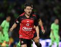 Ramiro Árciga celebra tras anotar el segundo gol de los Xolos. IMAGO7/A. Rodríguez