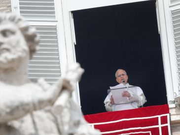 El Pontífice ha continuado con sus ya constantes llamamientos a poner fin a la guerra en distintas partes del planeta. EFE/EPA/G. Lami