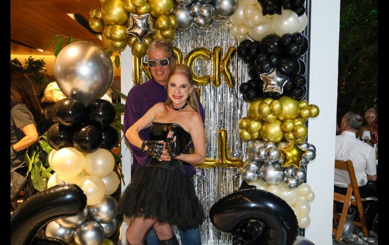 Enrique Arce y Roxana García Vizcaíno. GENTE BIEN JALISCO / Cumpleaños de Roxana García Vizcaíno