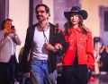 La colección, inspirada en el llamado “Western Mexicano” y en el legado de Vicente Fernández, combina cuero y mezclilla con cortes actuales, en una apuesta por resignificar la vestimenta tradicional. EL INFORMADOR/ J. ACOSTA.