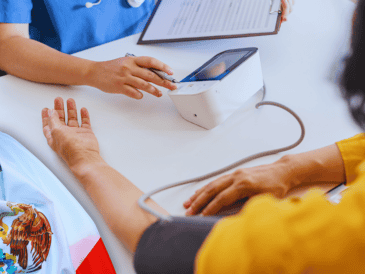 Para este 2026, México mantiene una cobertura del 78% en una población de más de 133 millones. ESPECIAL / CANVA