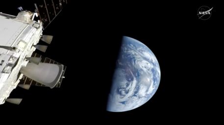 Por los problemas en el baño, la NASA recomendó a los astronautas emplear métodos alternativos, similares a pañales para adultos. EFE / ESPECIAL / NASA